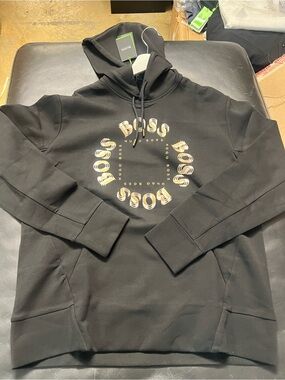 Hugo Boss Black Crewneck Hoodie with Gold Circle Logo